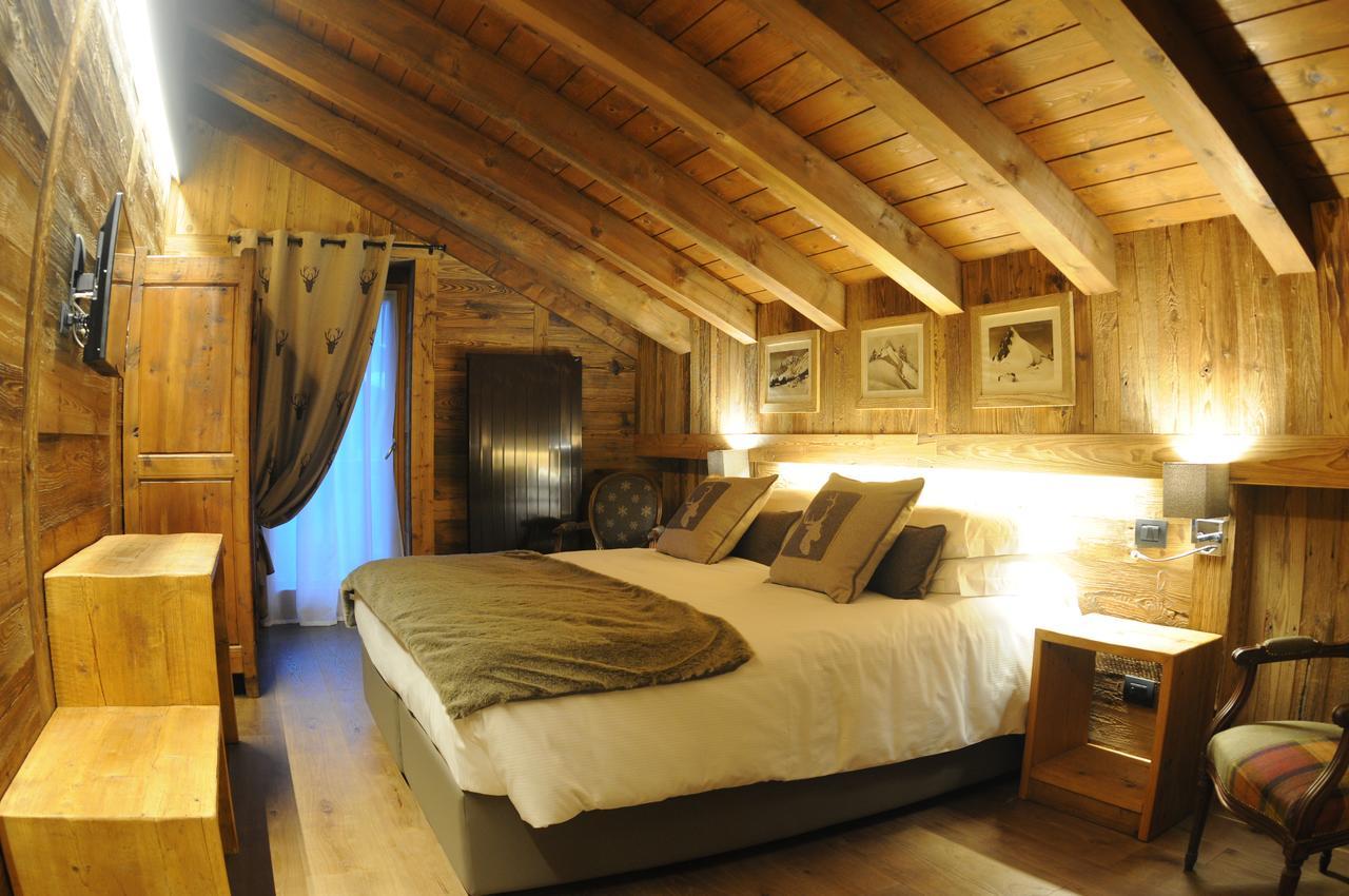 L'Abri Des Amis Hotel Courmayeur Kültér fotó