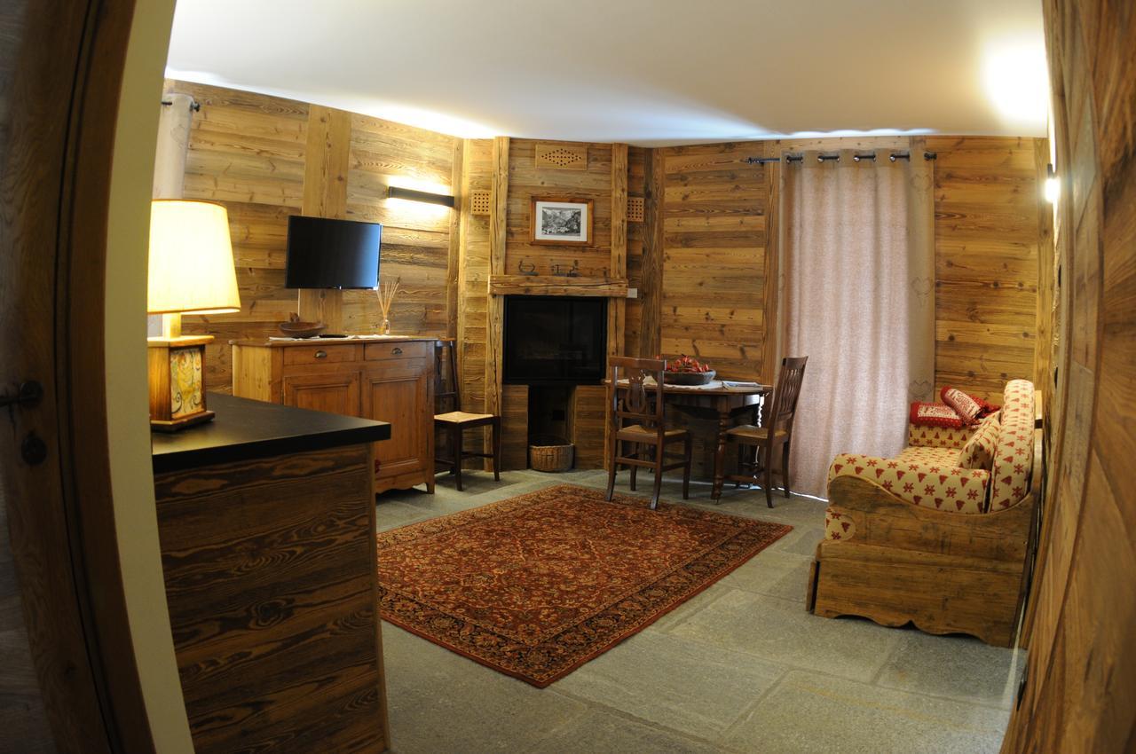 L'Abri Des Amis Hotel Courmayeur Kültér fotó